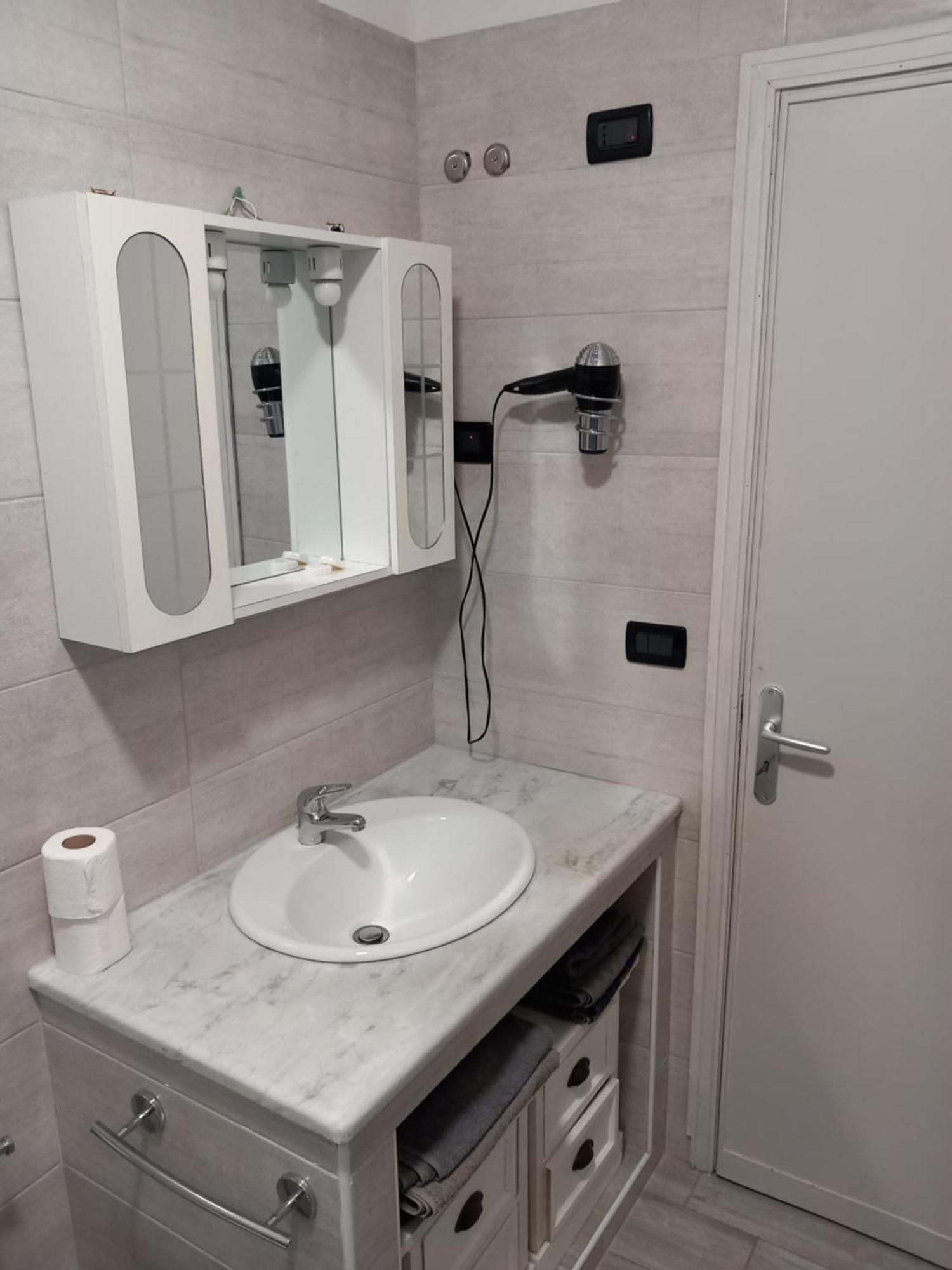 Appartamenti Cavarretta Seminterrati Mondello Kamer foto